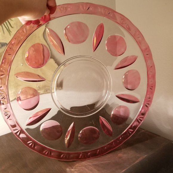 Classique Colony Cranberry Flashed Cheese Plate - Picture 3 of 3